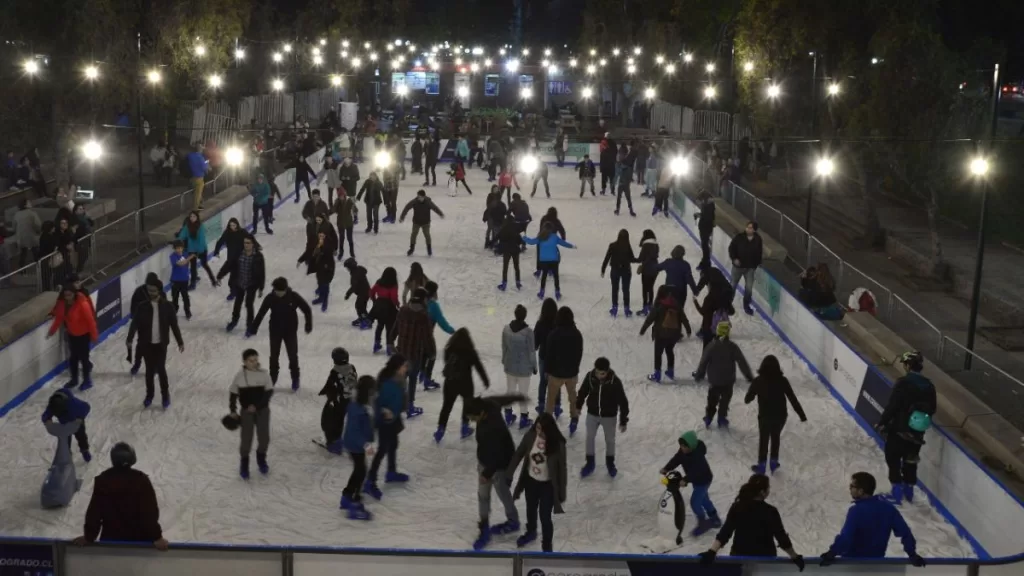 Patinaje En Hielo Parque Bustamante