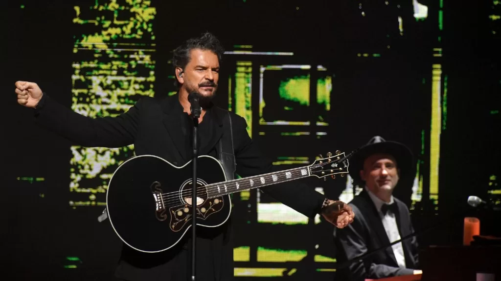 Ricardo Arjona2